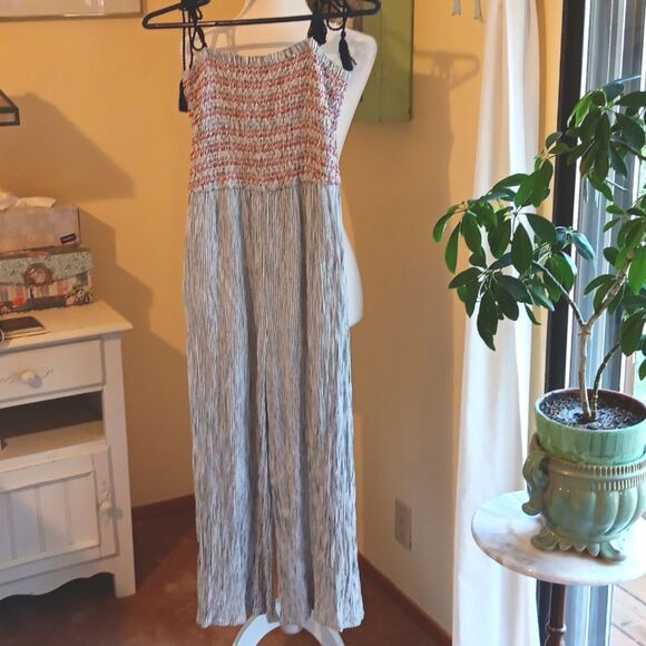 Hen & Thread Crinkly Jumpsuit. Beachy. Coastal - Picture 1 of 12